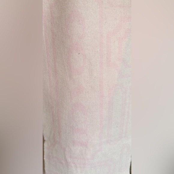 Coach Pink Wool/Cashmere Scarf with Tassles - Picture 3 of 4